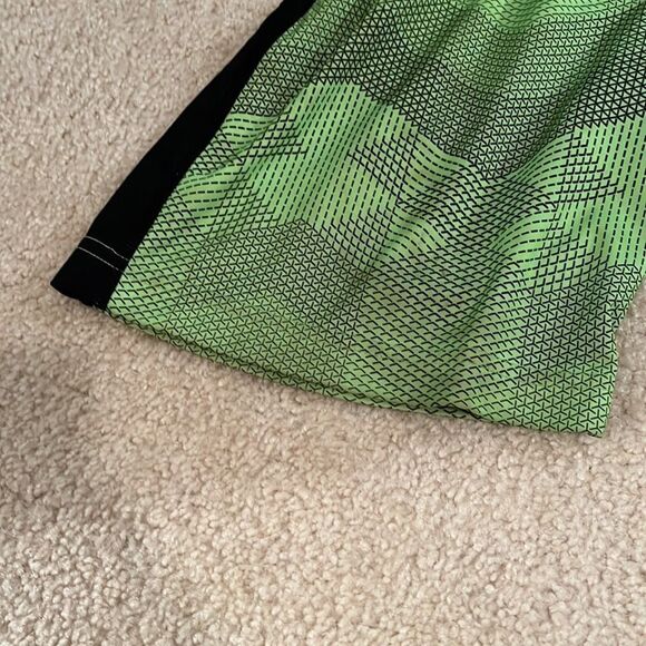 SIZE SMALL 8 XERSION SHORTS - Picture 4 of 8